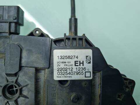 Foto 3ª: Cerradura Puerta Delantera Derecha Opel Meriva COSMO 110CV 81KW [A17DTS] (2013)