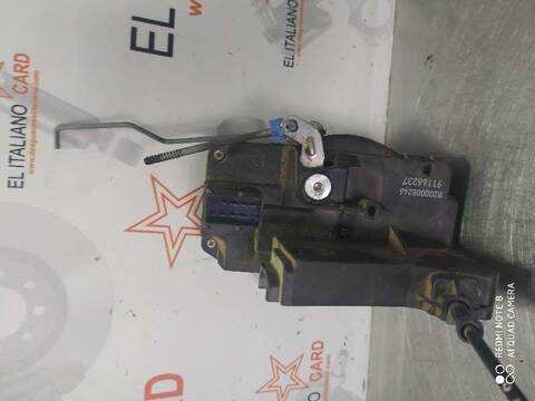 Foto 3ª: Cerradura Puerta Delantera Izquierda Renault Trafic 69CV 51KW CAJA CERRADA