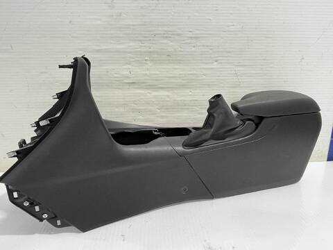 Consola Central Mazda 3 CENTER-LINE 150CV