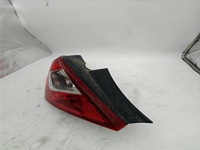 Foto 2ª: Piloto Trasero Izquierdo Opel Corsa 1.2 111 YEARS [1.2 LTR. - 63 KW CAT (A 12 XER - LDC)] [A 12 XER / LDC]