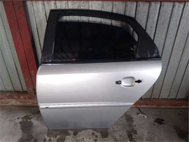 Puerta Trasera Derecha Opel Vectra 2.8 OPC [2.8 LTR. - 188 KW V6 24V TURBO CAT (Z 28 NET - LP9)]