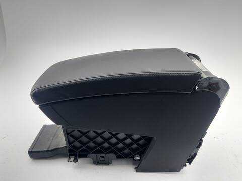 Consola Central Volkswagen Passat HIGHLINE BLUEMOTION 140CV 103KW