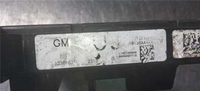 Caja Reles Fusibles Opel Astra 2.0 COSMO [2.0 LTR. - 118 KW 16V CDTI]