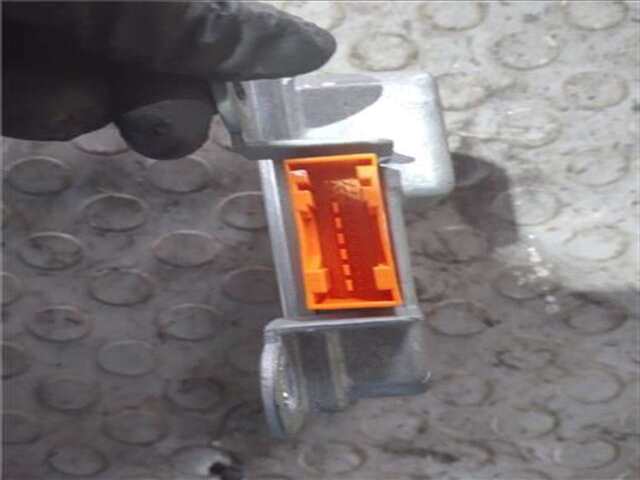 Foto 2ª: Centralita Airbag Citroen Saxo 1.4 VTS [1.4 LTR. - 55 KW] [KFX (TU3JP)]