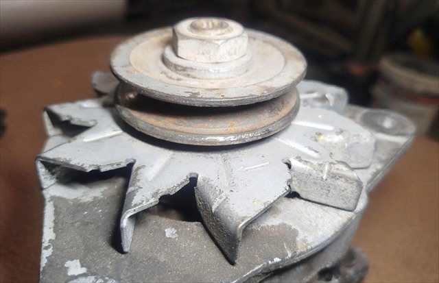 Foto 2ª: Alternador Land Rover Santana 2.5 D 88 3P PICK UP. [ROVER] (1977)