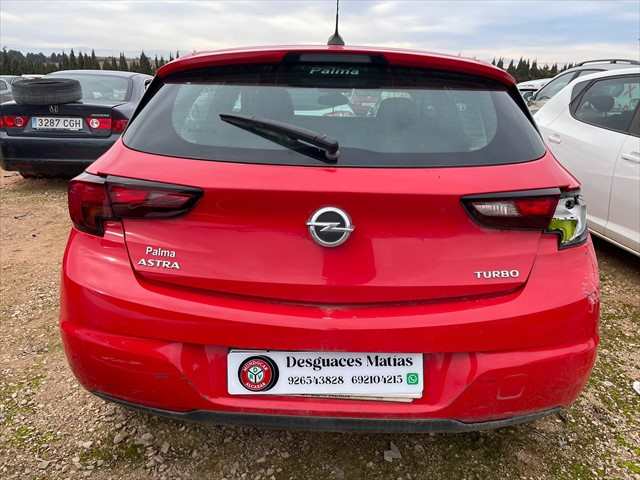 Foto 3ª: Portón Opel Astra 1.4 G K [D14XFL] (2018)