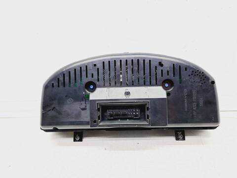 Foto 2ª: Cuadro de Instrumentos Volkswagen Passat ADVANCE BERLINA 140CV 103KW [BKP] (2005)