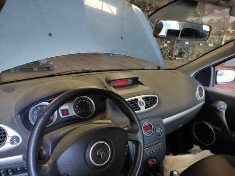 Salpicadero Renault Clio K4J780