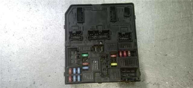 Foto 2ª: Caja Reles Fusibles Nissan Qashqai 2.0 [MR20DE]