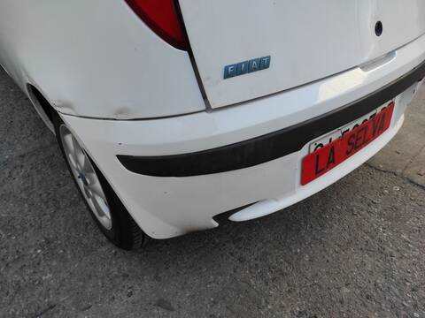 Foto 2ª: Paragolpes Trasero Fiat Punto 1.2 D 70CV II 188) BERLINA 188A3000 (2000)