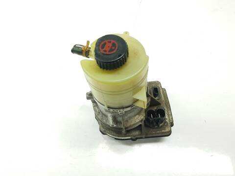 Bomba de Direccion Renault Trafic L1H1 28T