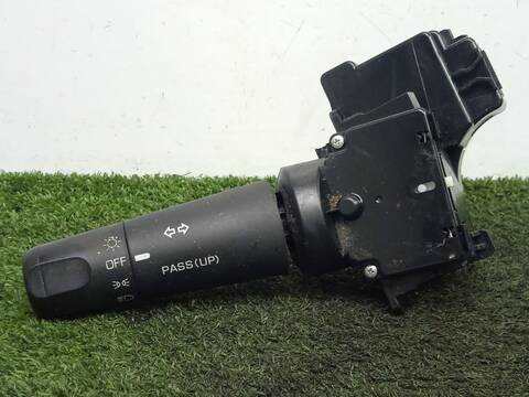 Mando Luces Mitsubishi Canter 3.0 D 180CV 129KW 7C18