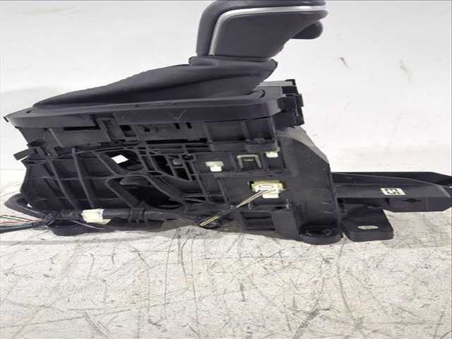 Foto 2ª: Palanca de Cambio Toyota Yaris 1.5 HYBRID MXPH11) 92CV [M15A-FXE] (2020)