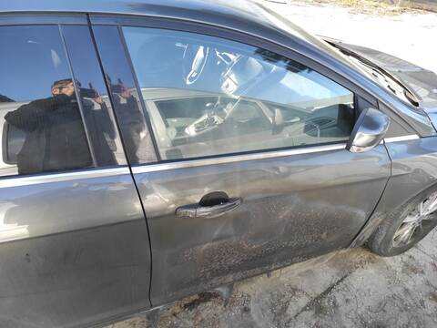 Puerta Delantera Derecha Ford Focus M1DD BERLINA