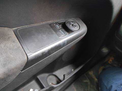 Botonera Elevalunas Ford Transit UGCB