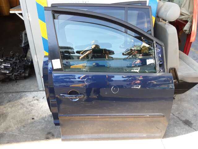 Puerta Delantera Derecha Volkswagen Touran 1.6 TDI 105CV 0CV