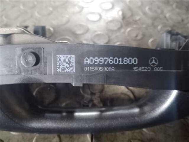 Foto 2ª: Maneta Exterior Delantera Derecha Mercedes Clase C 160 2.1 C 220 D (205.304) [2.1 LTR. - 125 KW CDI CAT] [651.921]