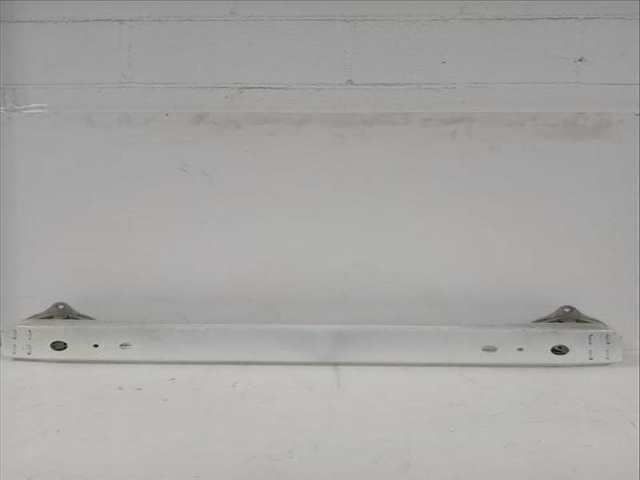 Foto 2ª: Refuerzo Paragolpes Trasero Toyota Yaris ACTIVE 112CV [2NRFKE] (2017)