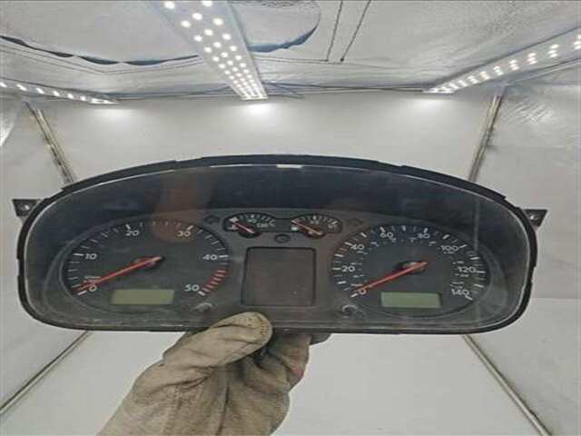 Cuadro de Instrumentos Volkswagen Transporter 2.5 COMBI L [2.5 LTR. - 75 KW TDI]