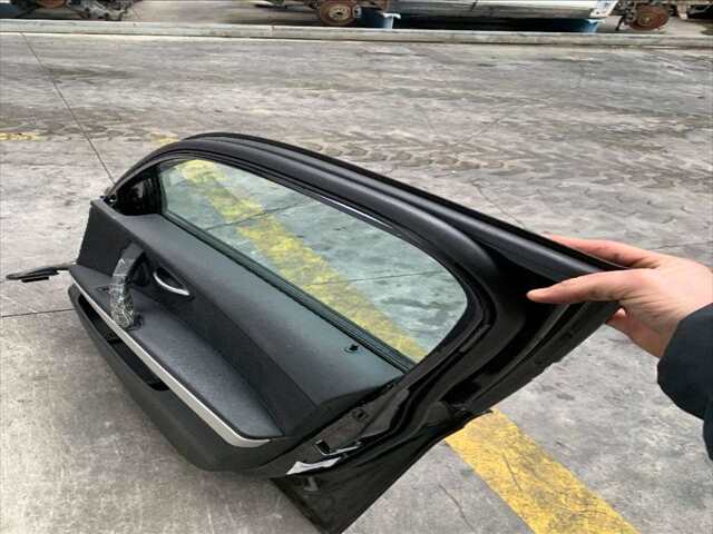 Foto 2ª: Puerta Delantera Derecha Bmw Serie 3 315 2.0 DI177CV BERLINA 0CV [N47D20C] (2009)