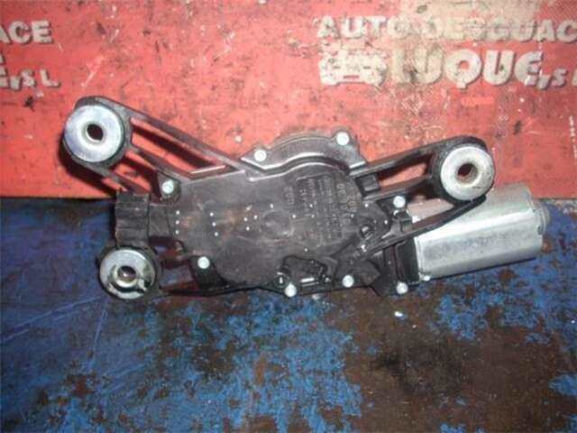 Foto 2ª: Motor Limpia Delantero Mercedes Clase E 180 3.2 E 320 CDI (211.026) [3.2 LTR. - 150 KW CDI CAT] [OM 648.961]