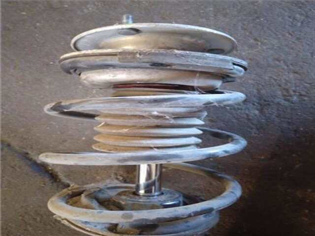 Foto 3ª: Amortiguador Delantero Derecho Bmw Serie 3 315 1.8 316TI [1.8 LTR. - 85 KW 16V] [N42B18A G]