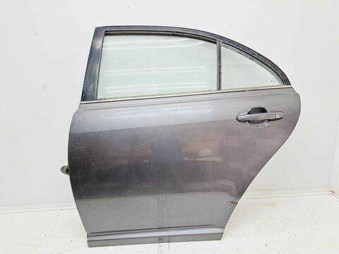 Puerta Trasera Izquierda Toyota Avensis 1.8 16V CAT BERLINA 129CV 95KW