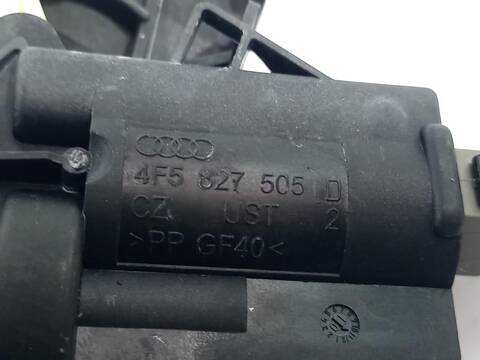 Foto 2ª: Cerradura Maletero Portón Volkswagen Passat ADVANCE BLUEMOTION 105CV [CAYC] (2010)