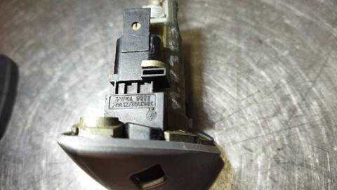 Cerradura Puerta Delantera Izquierda Mercedes Clase C 160 COUPE 129CV 95KW