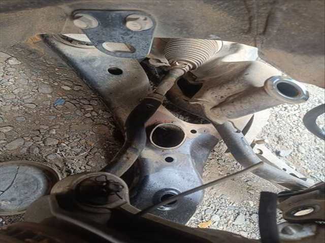 Brazo Suspension Delantero Derecho Toyota Prius 2ZRFXE AUT.