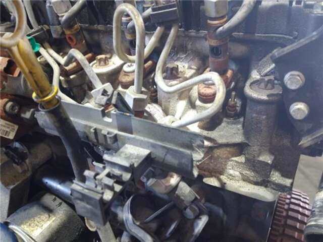 Culata Renault Kangoo 1.5 AUTHENTIQUE [1.5 LTR. - 60 KW DCI DIESEL]