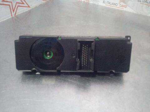 Foto 3ª: Mando Calefacción A. A. Mercedes Clase C 160 230 COMPRESSOR 208.347) COUPE 193CV 142KW [111975] (2001)