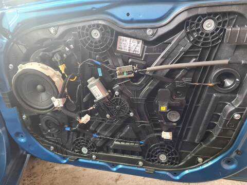Elevalunas Eléctrico Delantero Derecho Hyundai i30 KLASS 95CV 70KW