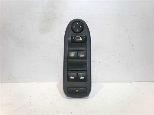 Botonera Elevalunas Citroen C5 2.0 G 2004-2008