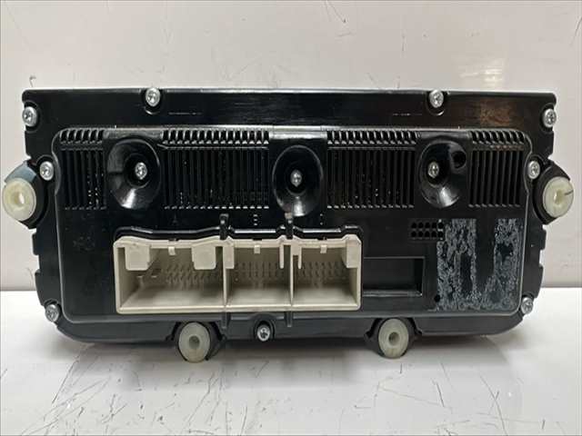 Foto 2ª: Mando Climatizador Volkswagen Passat 2.0 TDI [D-BKP] (2007)