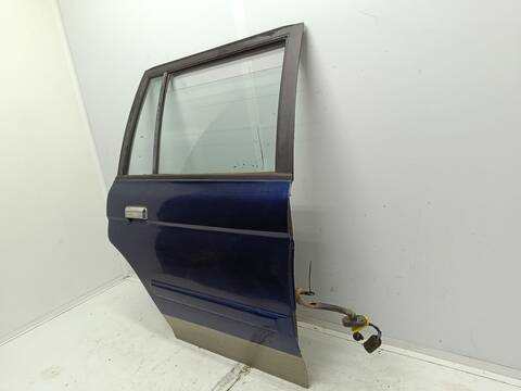 Foto 4ª: Puerta Trasera Derecha Mitsubishi Montero 2.5 TD GLS 99CV 73KW [4D56] (2000)
