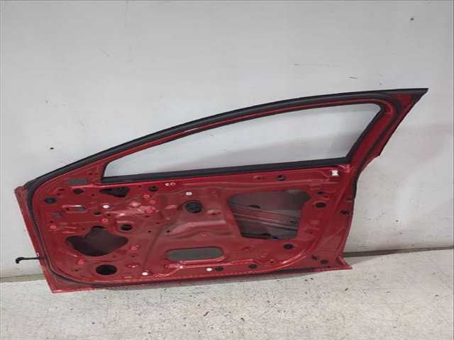 Foto 3ª: Puerta Delantera Derecha Mazda 3 SKYACTIV-X M HYBRID AWD BP2H) 179CV [HFY1] (2018)