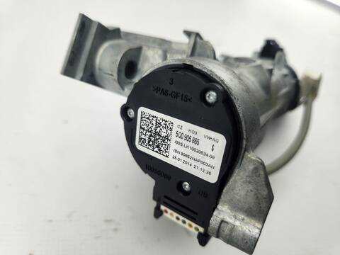Foto 4ª: Motor de Arranque Volkswagen Golf ADVANCE BLUEMOTION 105CV 77KW [CLHA] (2014)