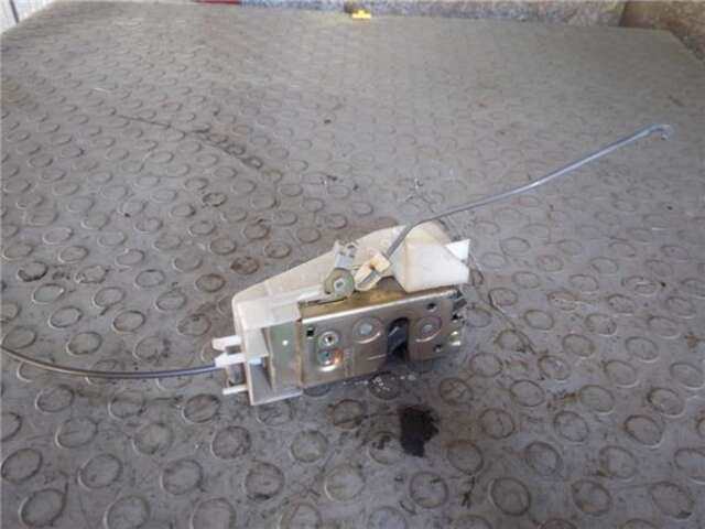 Foto 3ª: Cerradura Puerta Delantera Derecha Ford Fiesta 1.3 PORTO [1.3 LTR. - 44 KW CAT] [J6B]