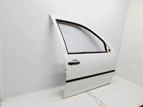 Foto 4ª: Puerta Delantera Derecha Volkswagen Golf BASICO BERLINA 75CV 55KW [AXP] (2001)