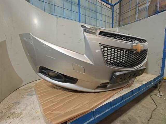 Foto 2ª: Paragolpes Delantero Chevrolet Cruze 2.0 LT [2.0 LTR. - 110 KW DIESEL CAT] [Z20S1]