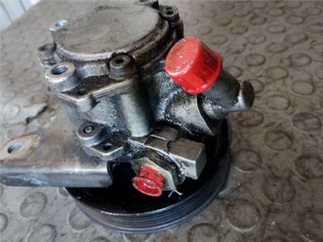 Foto 3ª: Bomba Servodireccion Bmw Serie 5 518 2.5 523I [2.5 LTR. - 125 KW 24V CAT] [M52 B25 (25 6 S3)]