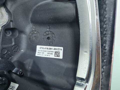 Foto 3ª: Volante Volkswagen Touran ADVANCE BMT 150CV 110KW [DTSB] (2021)