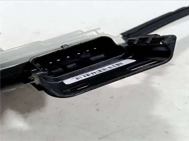 Foto 3ª: Cerradura Puerta Delantera Derecha DS 7 1.5 PERFORMANCE LINE [1.5 LTR. - 96 KW BLUE-HDI FAP] [YHZ / DV5RC]