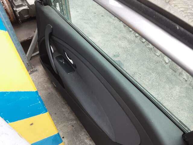 Foto 3ª: Puerta Delantera Derecha Renault Megane 1.5 DCI110CV COUPE BERLINA III COUPE DZ) DESDE 11/2008 / BERLINA BZ D [K9K 636] (2012)