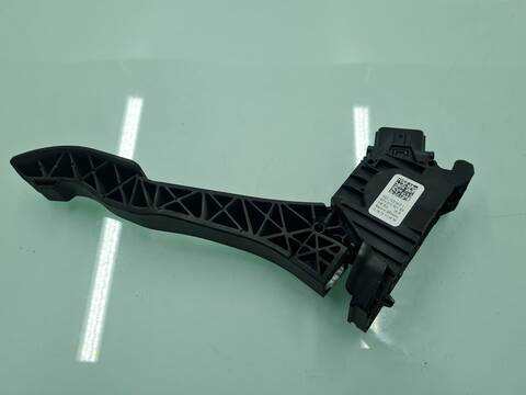 Pedal Acelerador Volkswagen Touran ADVANCE BMT 150CV 110KW