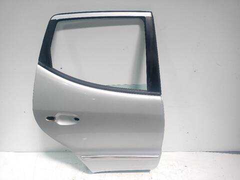 Foto 2ª: Puerta Trasera Derecha Mercedes Clase A 140 170 CDI 168.009) 95CV [OM668942] (1997)