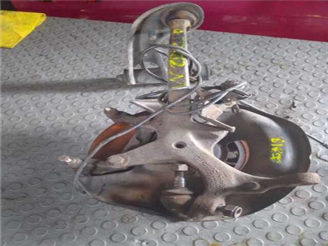 Mangueta Delantera Derecha Mercedes Clase C 160 2.2 220 DIESEL (202.121) [2.2 LTR. - 70 KW DIESEL CAT]