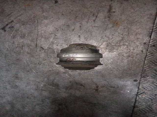 Foto 2ª: Soporte Motor Mercedes Clase S 220 320 CDI 220.025) BERLINA 204CV 150KW [OM648960] (2003)