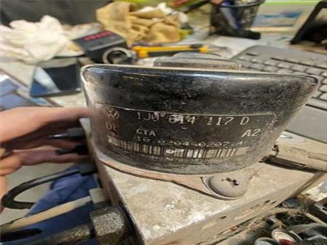 Abs Volkswagen Golf 1.4 CONCEPTLINE [1.4 LTR. - 55 KW 16V]